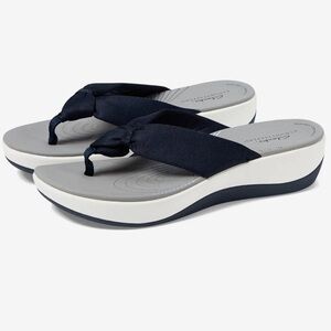 Clarks Cloudsteppers Arla Glison Flip Flops - Size 8